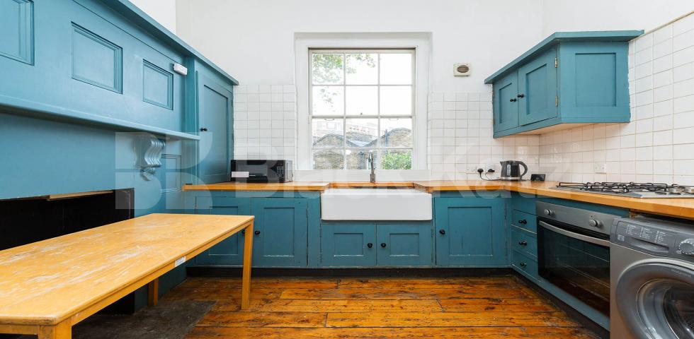 Stunning four bed, modern kitchen & bathrrom, huge lounge mins to tube & shops Calthorpe Street, Bloomsbury